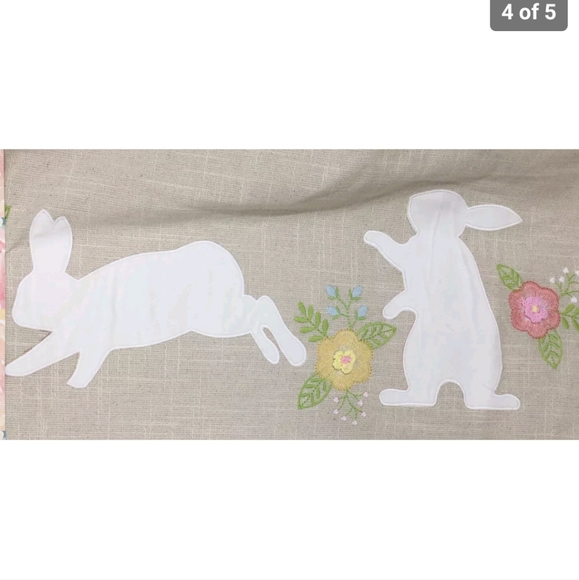 NEW Rachel Ashwell Easter Spring Table Runner - Picture 4 of 4